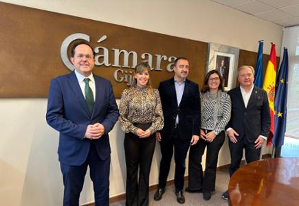 La Cámara de Comercio de Gijón acoge la reunión del grupo de trabajo Crecimiento y Consolidación Cameral