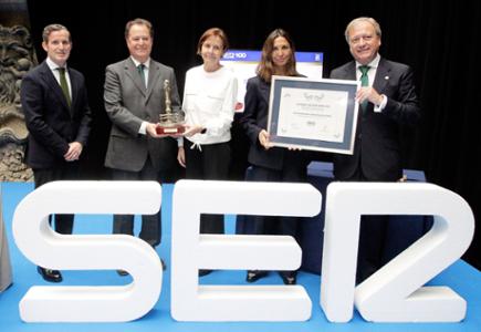 La FIDMA recibe el Premio “Gijón Ciudad Abierta” en su centenario