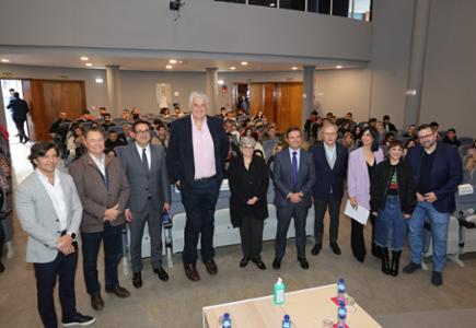Casi 200 jóvenes participan en el acto Aprender de la Experiencia
