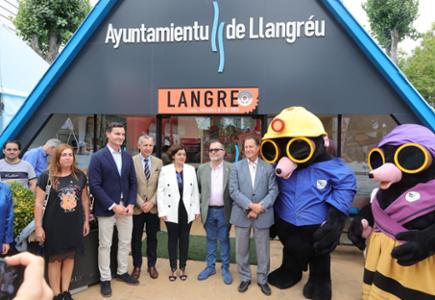 La Feria acogió el Día de Langreo