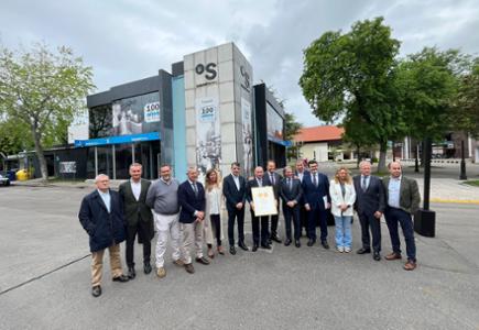 Sabadell Herrero renueva el acuerdo con la Cámara de Comercio de Gijón de su pabellón en el Recinto Ferial de Asturias Luis Adaro