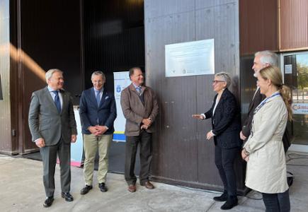 Cámara de Comercio de Gijón y Consejería de Salud rinden homenaje al hospital levantado en el Recinto Ferial durante la pandemia