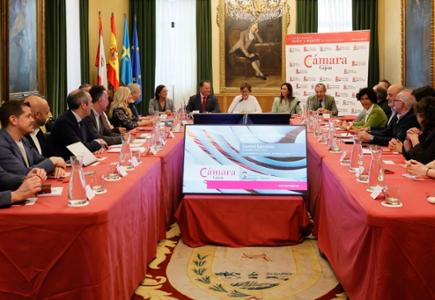 El Comité Ejecutivo de la Cámara de Comercio de Gijón se reúne con la Corporación Municipal de la ciudad