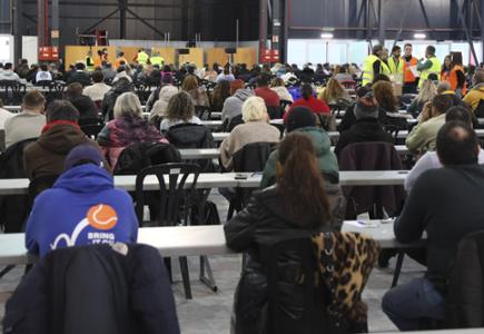 El Recinto Ferial de Asturias Luis Adaro acoge las oposiciones de la bolsa de empleo de Emulsa